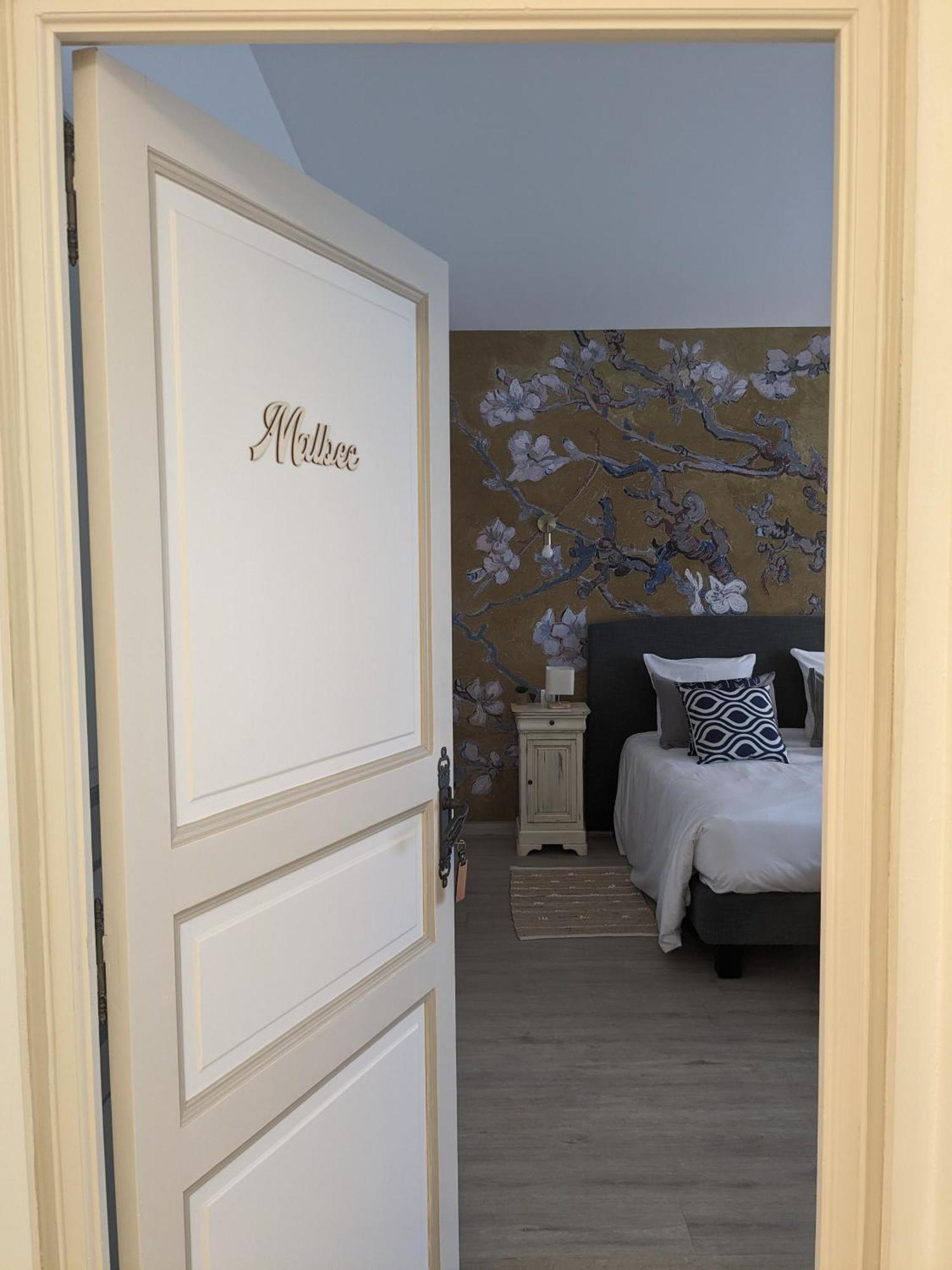Bed and Breakfast Le Domaine De La Tour Des Vents Bergerac Exterior foto