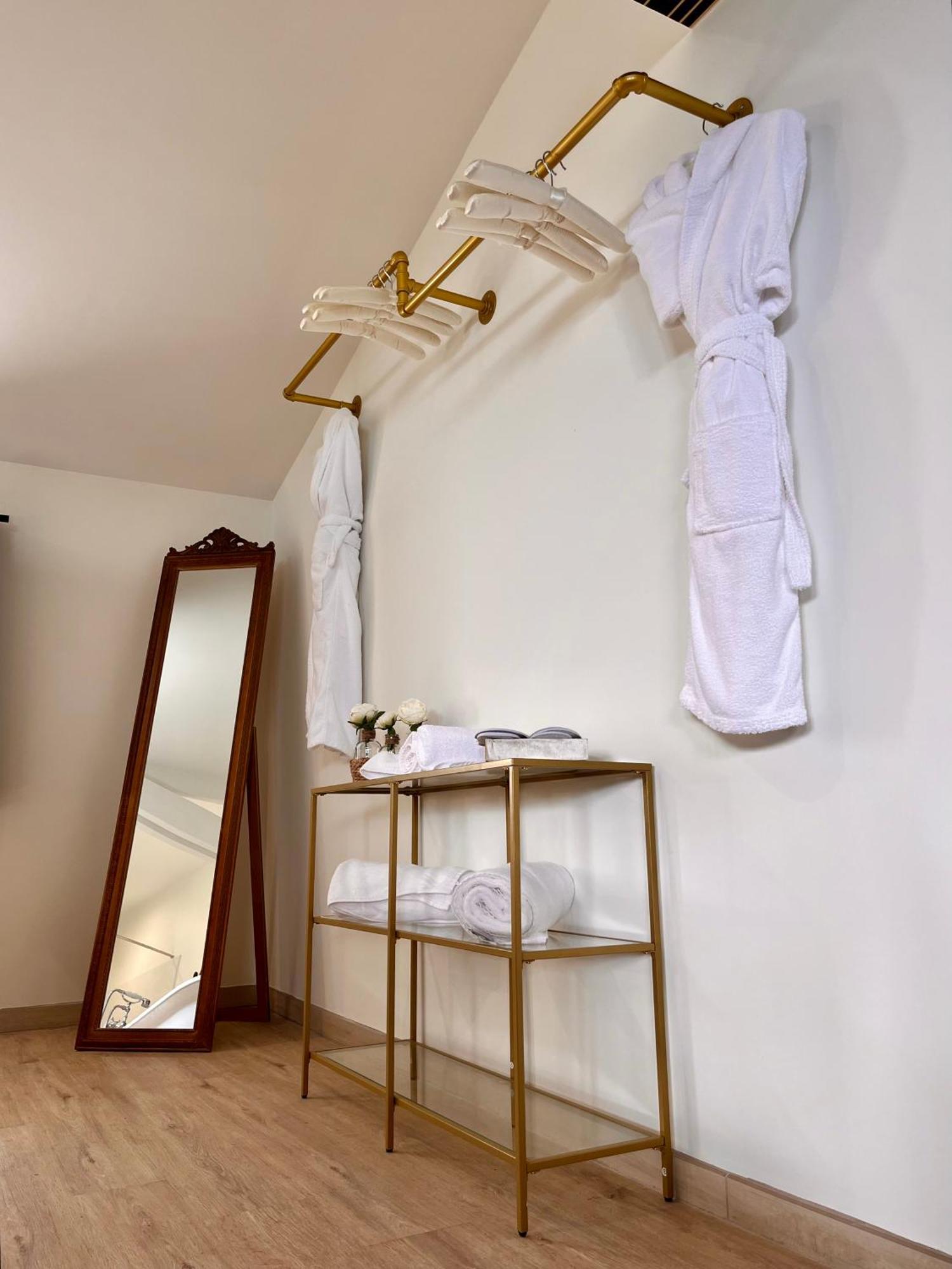 Bed and Breakfast Le Domaine De La Tour Des Vents Bergerac Exterior foto