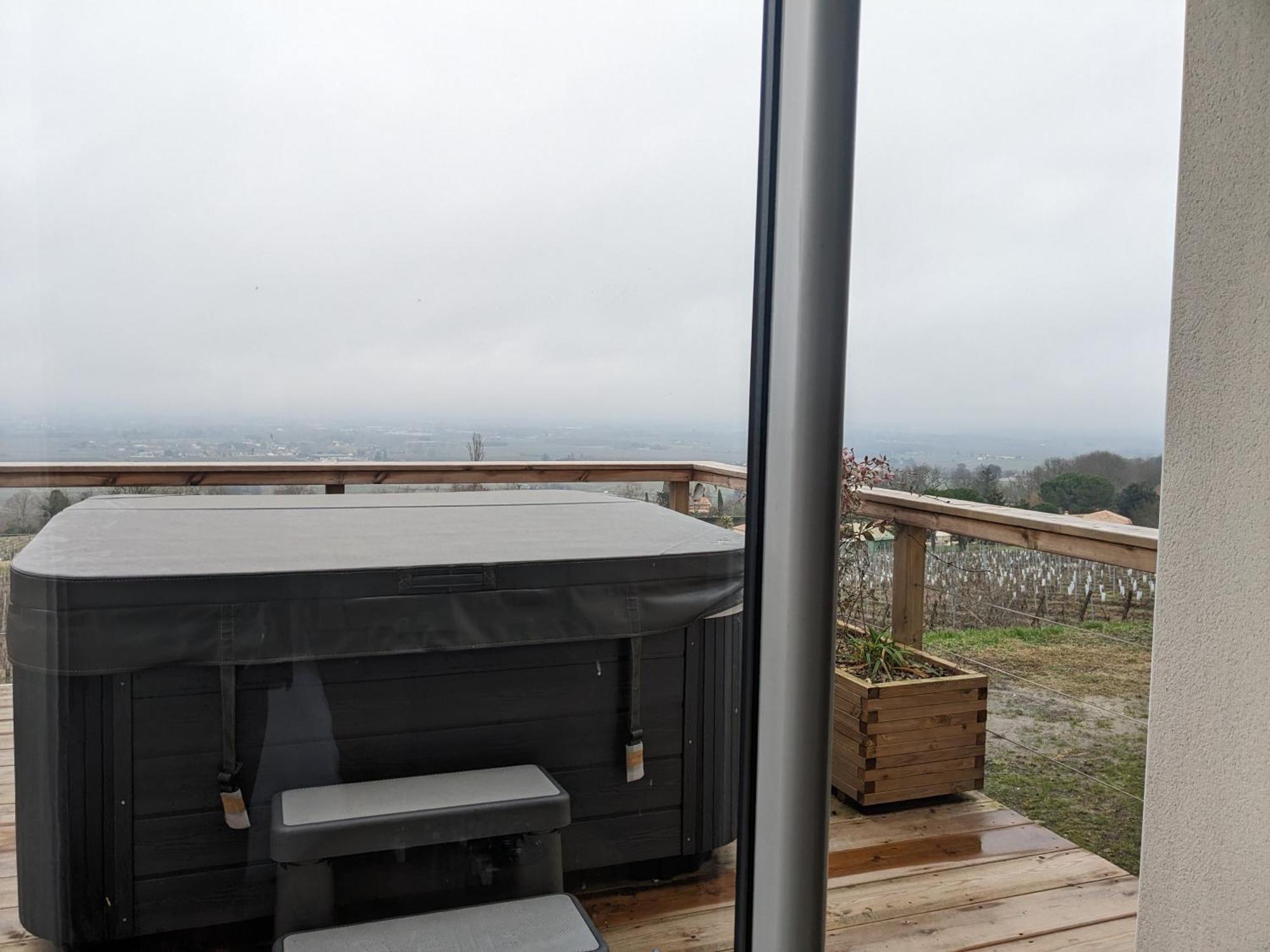 Bed and Breakfast Le Domaine De La Tour Des Vents Bergerac Exterior foto